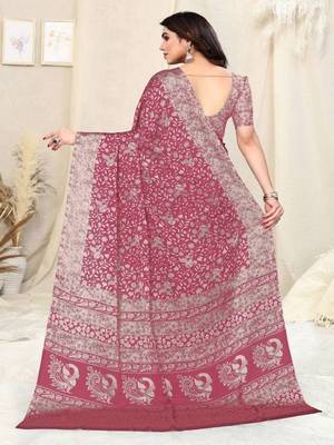 Magenta Chiffon Zari Hand-Woven Ethnic Saree 4