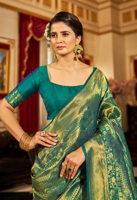 Green Kandini Silk bland golden border banarasi style saree with Blouse 4