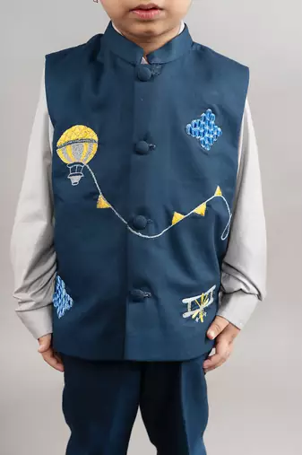 Blue cotton blend embroidery bundi set