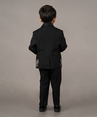 Black cotton blend embroidery tuxedo set 3