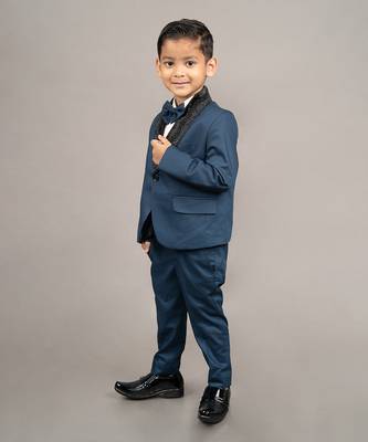 Blue laple embroidered tuxedo set 2