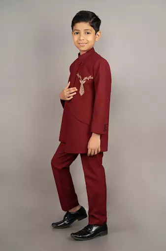 Maroon viscose blend embroidery bandhgala set