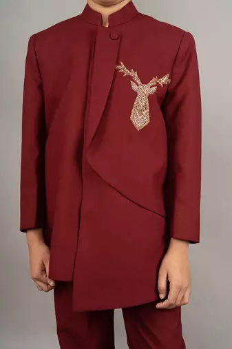 Maroon viscose blend embroidery bandhgala set