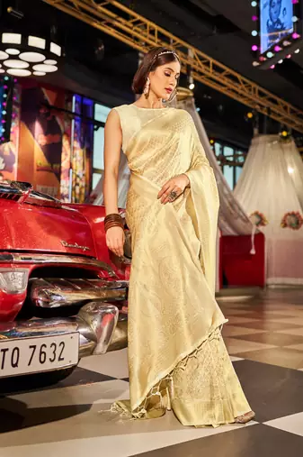 White Kandini Silk bland golden border banarasi style saree with Blouse