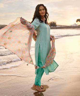 Green cotton linen kurta set 3