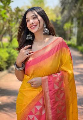 Yellow Soft Silk Contrast Gold Zari Woven Saree 2