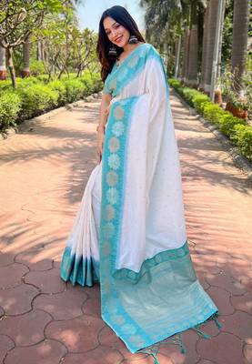 White Soft Silk Contrast Gold Zari Woven Saree 3