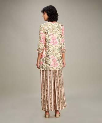 Beige  mehr embellished kurta set 4