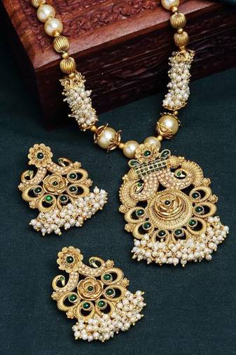 Mansiyaorange matte gold green color temple theme peacock chain pendant with earrings