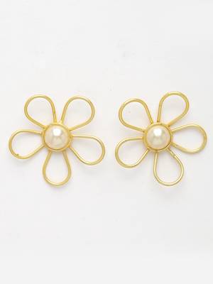 Women gold floral shape beaded handcrafted jewellery set 4