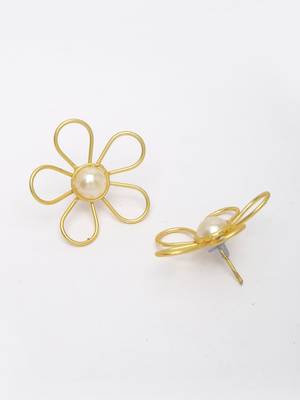 Women gold floral shape beaded handcrafted jewellery set 5