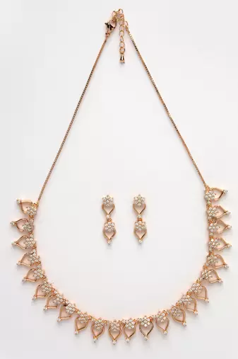 Women gold-plated american diamond-studded handcrafted jewellery set