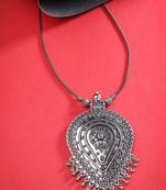 Women rhodium-plated oxidised necklace