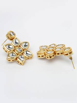 Women's rhodium-plated kundan-studded necklace and earrings 5