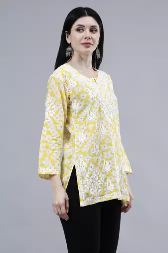 hand embroidered yellow mal-mal lucknowi chikankari top