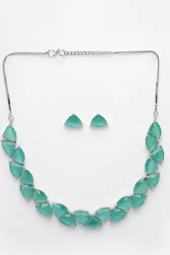 Women green artificial stones studded handcrafted jewellery set