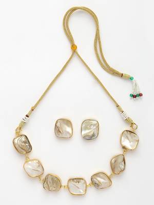 Women gold-plated mother of pearl handcrafted jewellery set 5