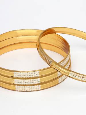 Women set of 4 gold-plated cz-studded traditional bangles 4