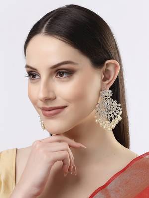 Women gold-plated kundan chandbali earrings 2