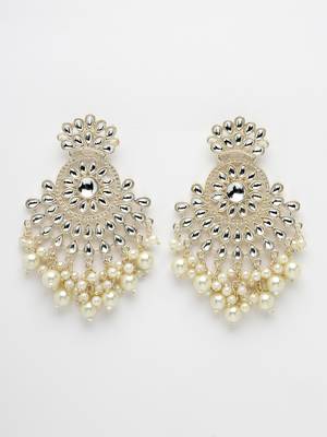 Women gold-plated kundan chandbali earrings 4