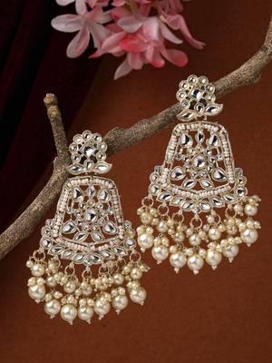 Women gold-plated kundan drop earrings 1