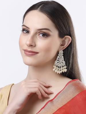 Women gold-plated kundan drop earrings 2