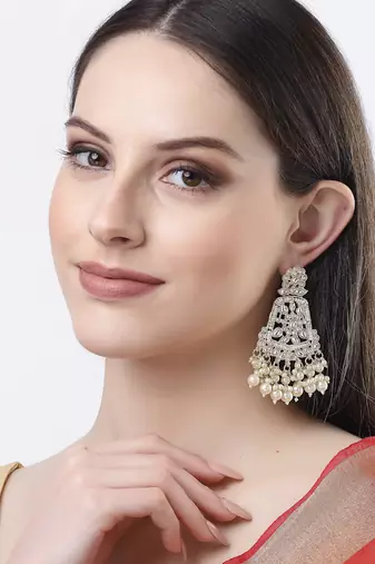 Women gold-plated kundan drop earrings