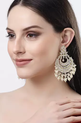 Women gold-plated kundan chandbalis earrings