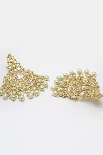 Women gold-plated kundan chandbalis earrings