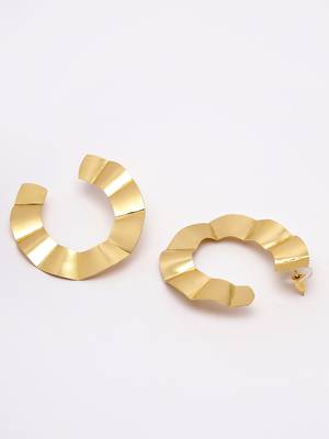 Women gold-plated contemporary drop earrings 4