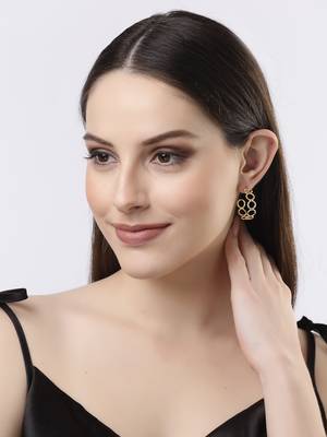 Women gold-plated contemporary half hoop earrings 2
