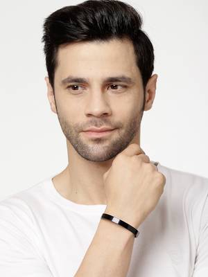 Men black rhodium-plated stainless steel cuff bracelet 2
