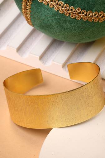 Women's gold-plated western cuff bracelet