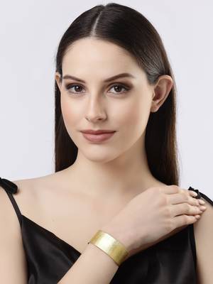 Women's gold-plated western cuff bracelet 2