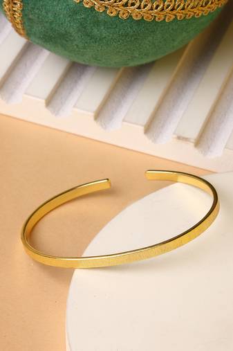 Women western gold-plated cuff bracelet