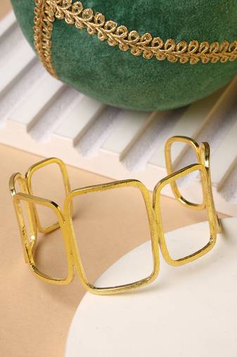 Women gold-plated western cuff bracelet