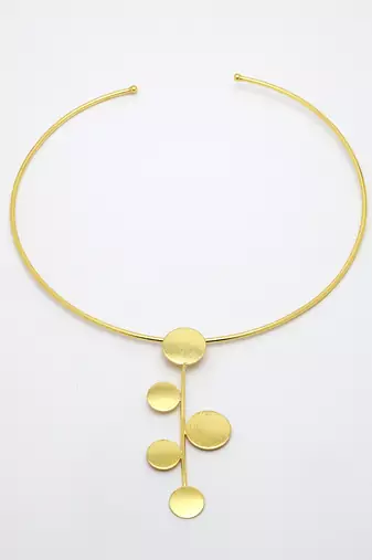 Women's gold-plated circular choker necklace