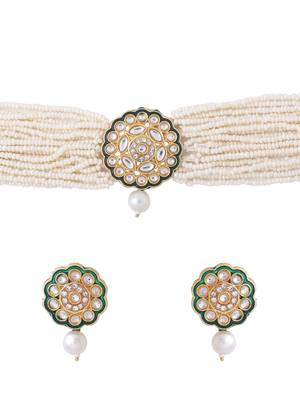Women gold plated kundan studded jewellery set 3