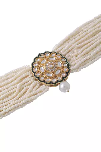 Women gold plated kundan studded jewellery set