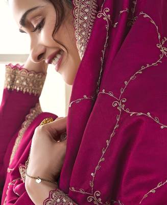 Prachi Desai Beautiful Magenta Georgette Silk Anarkali Suit 2