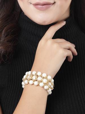 Women white beaded elasticated bracelet 3