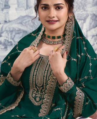 Prachi Desai Beautiful Green Georgette Silk Anarkali Suit 2