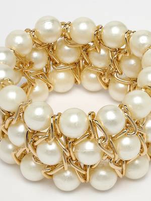 Women white beaded elasticated bracelet 4