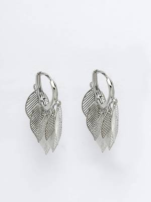 Women rhodium plated leaf shaped drop earrings 3