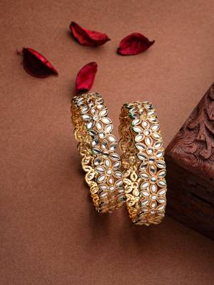 Women set of 2 gold plated kundan studded bangles 1