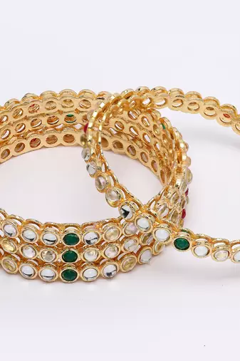 Women set of 4 gold plated kundan studded bangles