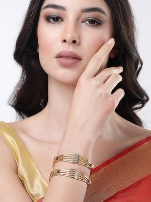 Women set of 2 gold plated studded bangles 2