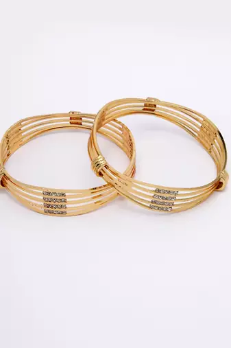 Women set of 2 gold plated studded bangles