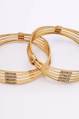 Women set of 2 gold plated studded bangles