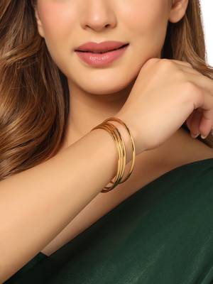 Women's set of 4 gold-plated traditional daily use bangles 1